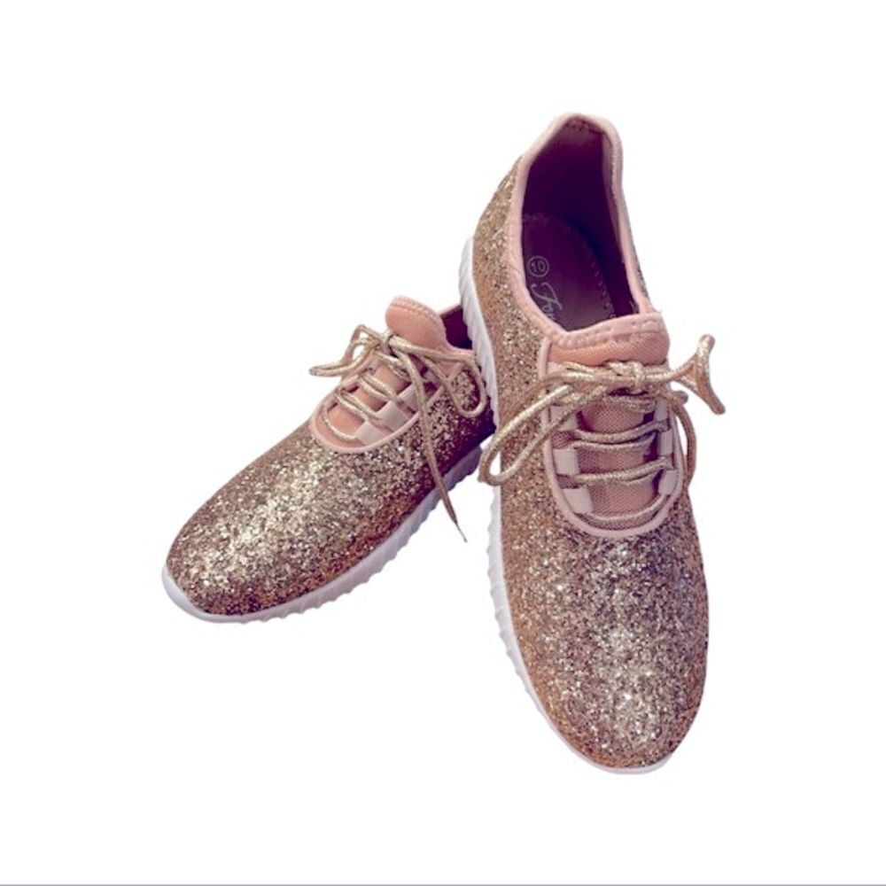 Forever by Forever Link Rose Gold Sneakers - NWT size 10